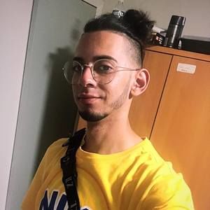 Meet your Posher, Crhistopher